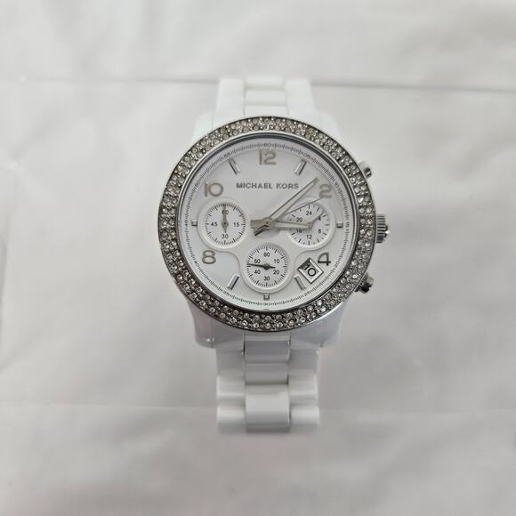 WOMENS MICHAEL KORS Runway White Dial Ceramic Strap with Glitz MK5188 - Picture 1 of 14
